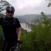 Stejný pohled, jiný biker